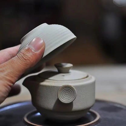 Travel Tea Set: Elegant Gaiwan for Tea Lovers on the Go