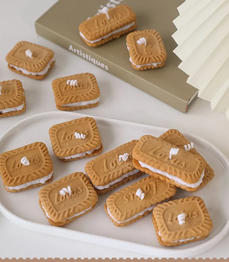 Handmade Biscuit Candle - Cozy Aromatherapy by [Brand Name]