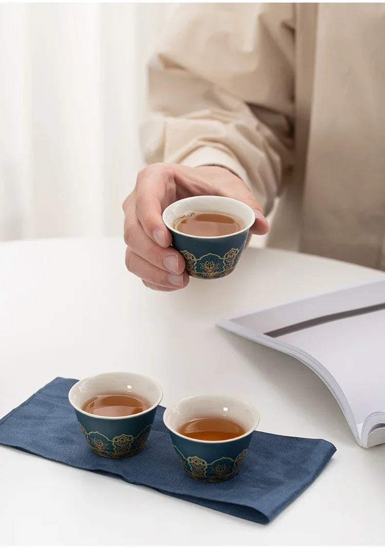 휴대용 여행용 차 세트 - 어디서나 차를 즐길 수 있음 - 캠핑객에게 적합