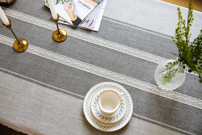 Tovaglia in cotone e lino impermeabile Battilo: stile da pranzo elevato