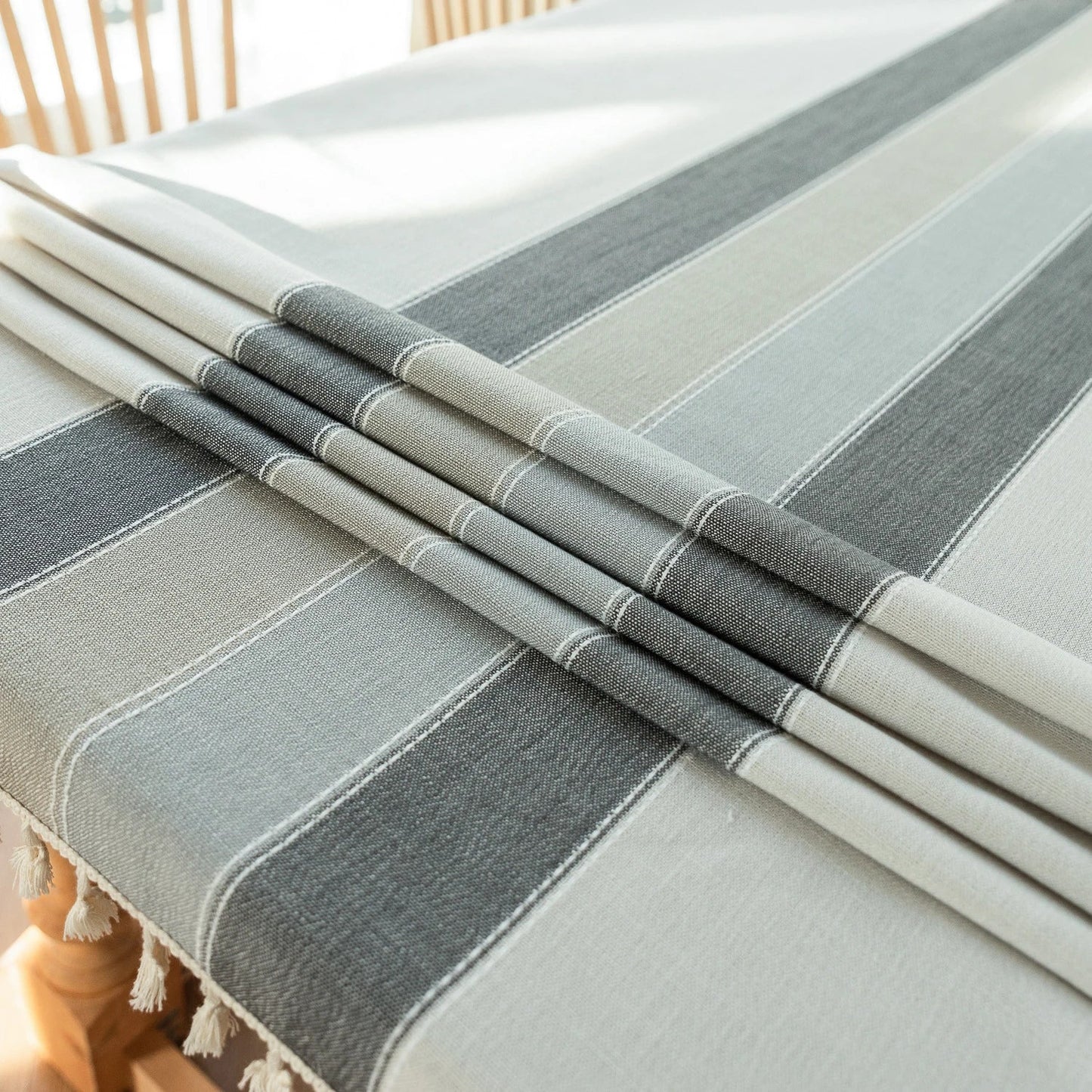 Tovaglia in cotone e lino impermeabile Battilo: stile da pranzo elevato