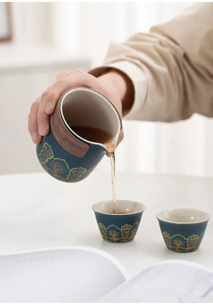 휴대용 여행용 차 세트 - 어디서나 차를 즐길 수 있음 - 캠핑객에게 적합