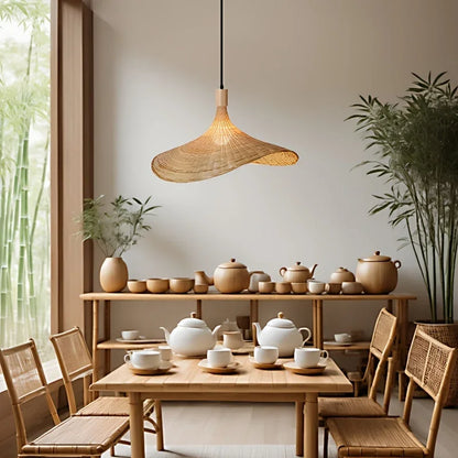 소박한 손으로 짠 대나무 전등갓: 아늑한 가정 장식 조명
