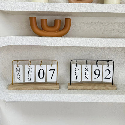 세련된 조직을 위한 우아한 목재 영구 달력