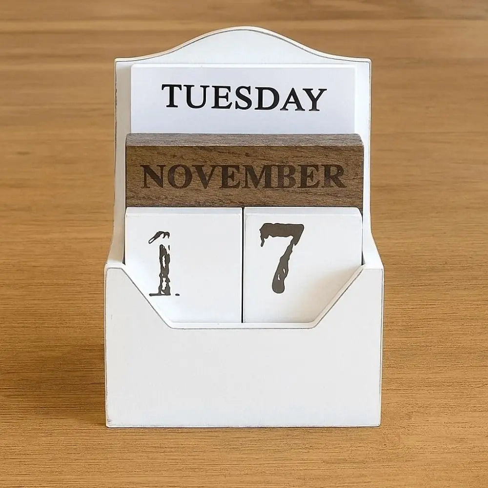 우아한 나무 영구 달력: 스타일로 정리하세요!